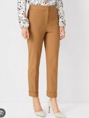 Ann Taylor High Waist Cuffed Tailored Ankle Pants in Camel, Sz 4